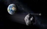 ALGO COMO UMA ENORME MONTANHA ARDENDO EM CHAMAS FOI ARREMESSADA SOBRE O MAR (Apocalipse 8,8)  Asteroide, a chegar em outubro, estará a um passo da Terra