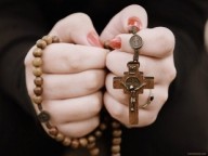 Promessas que estão associadas à oração do ROSÁRIO DE NOSSA SENHORA 