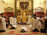 Entenda a profundidade teológica da Missa  Passo a passo da Missa Tridentina (vídeo)